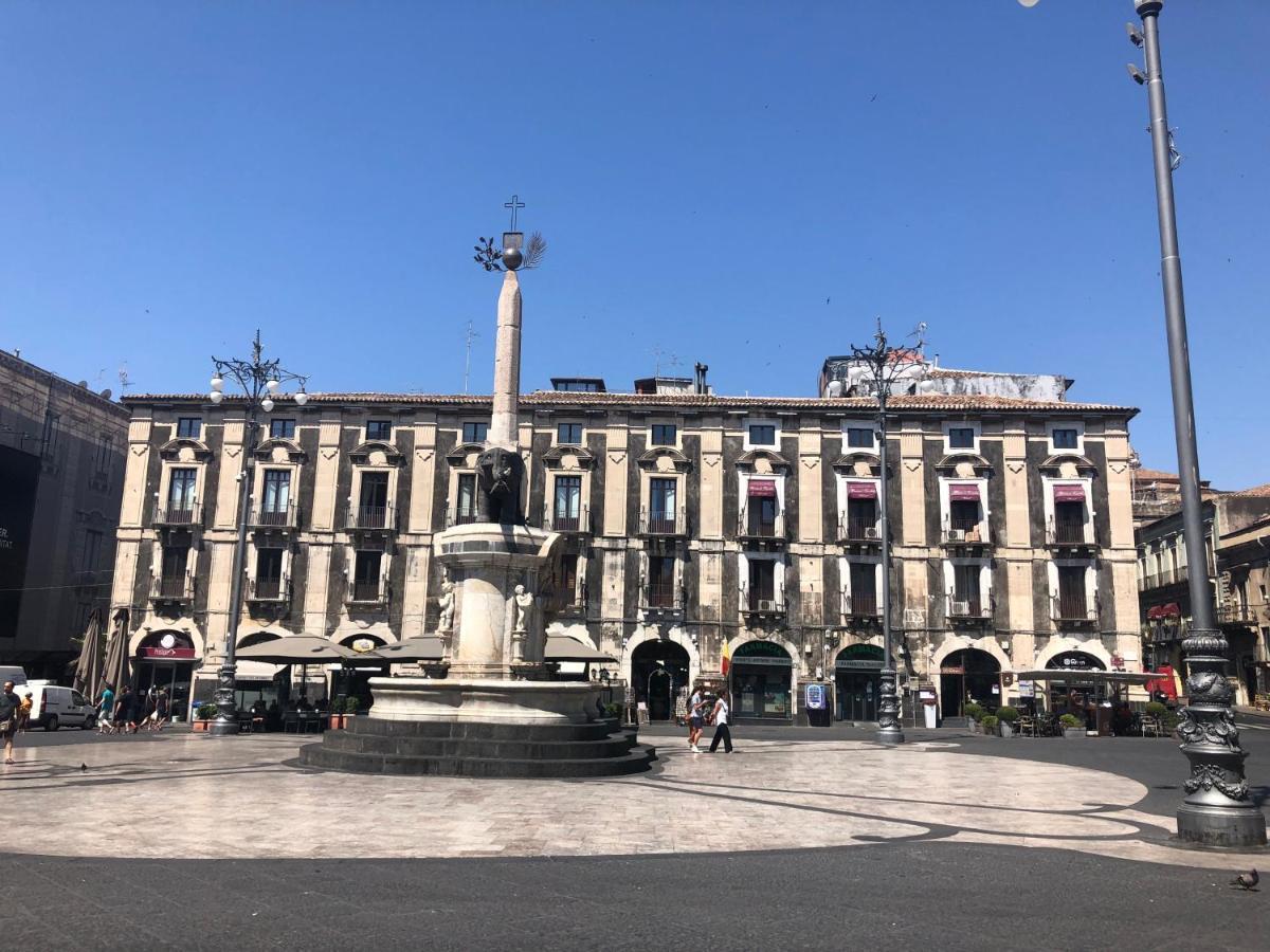 Ferienwohnung La Finestra Sul Duomo Catania Exterior foto